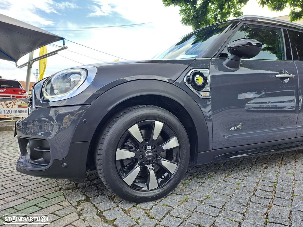 MINI Countryman Cooper SE ALL4 Auto - 23