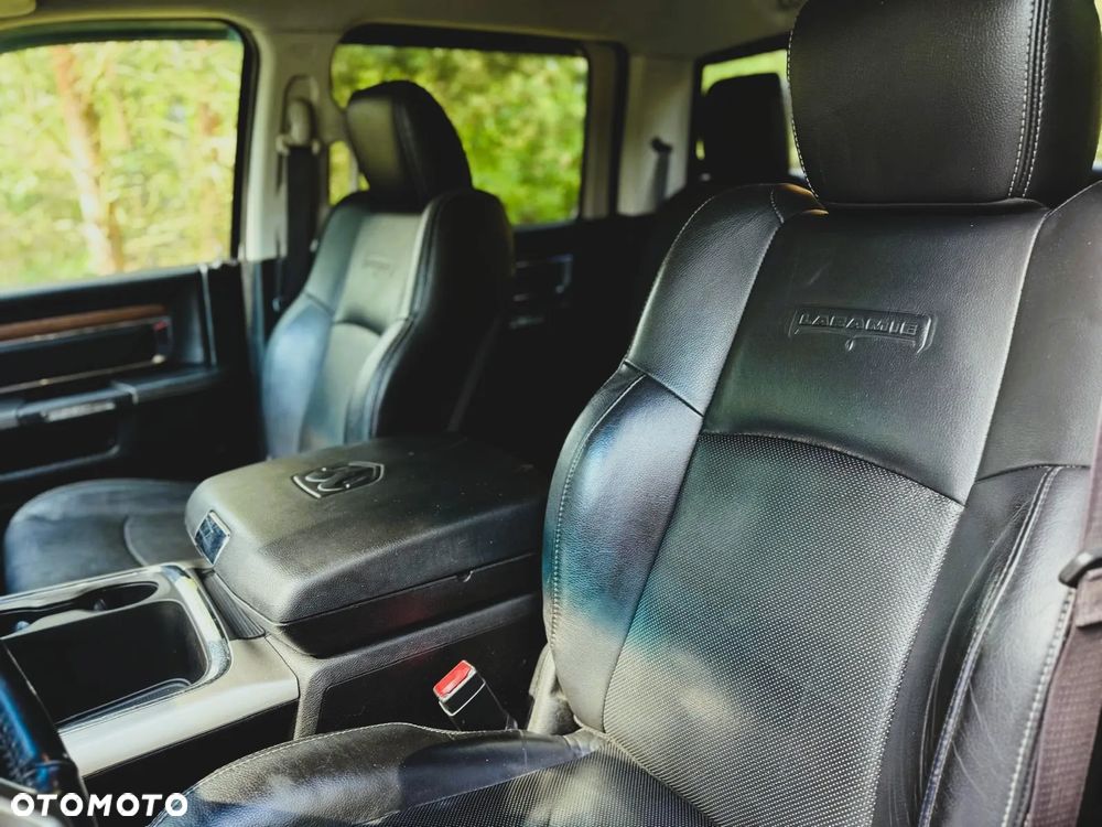 Dodge RAM 5.7 4x4 - 17