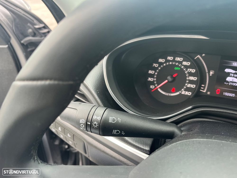 Fiat Tipo Station Wagon 1.3 M-Jet Lounge - 25