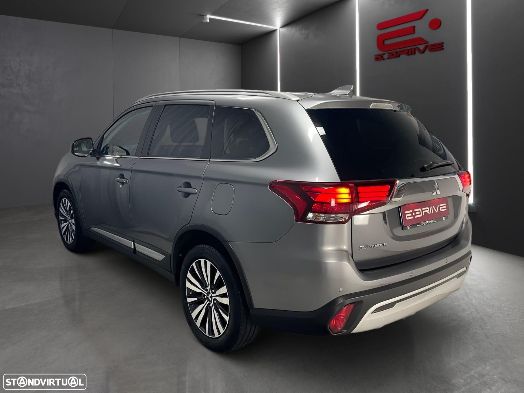 Mitsubishi Outlander 2.0 Kaiteki CVT - 5