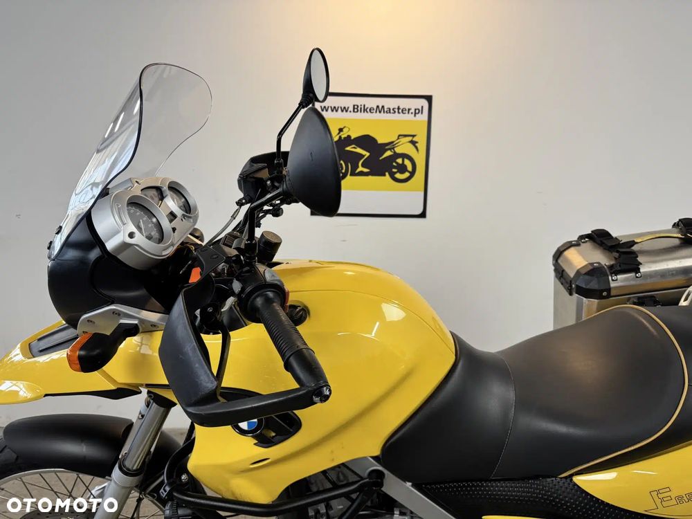 BMW F - 21