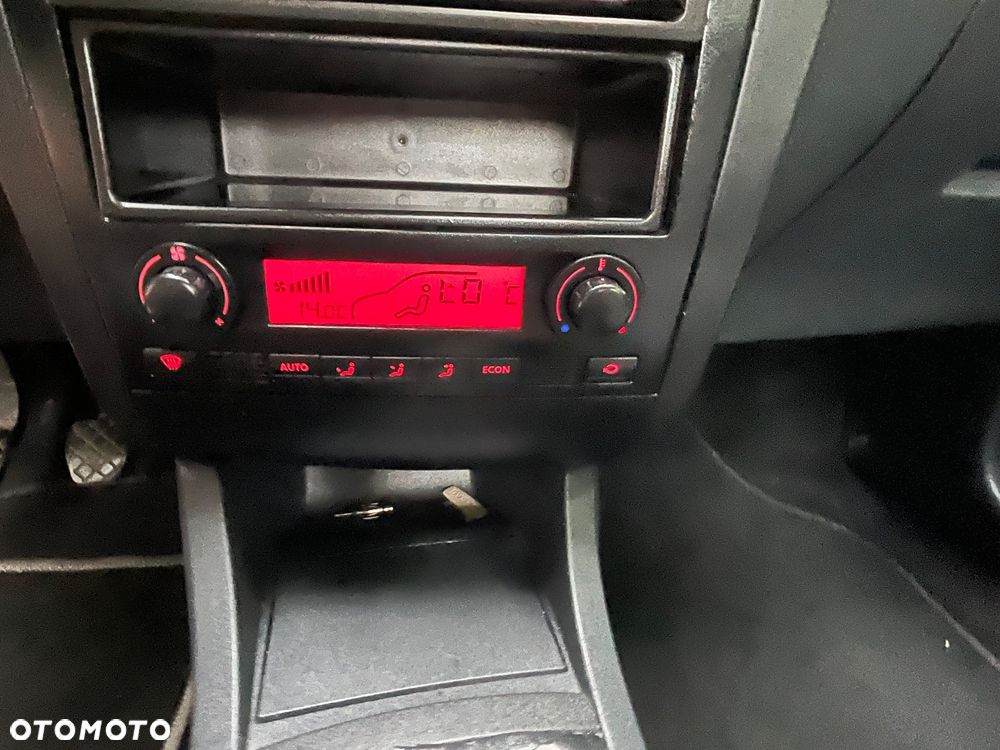 Seat Ibiza 1.2 12V Reference - 10
