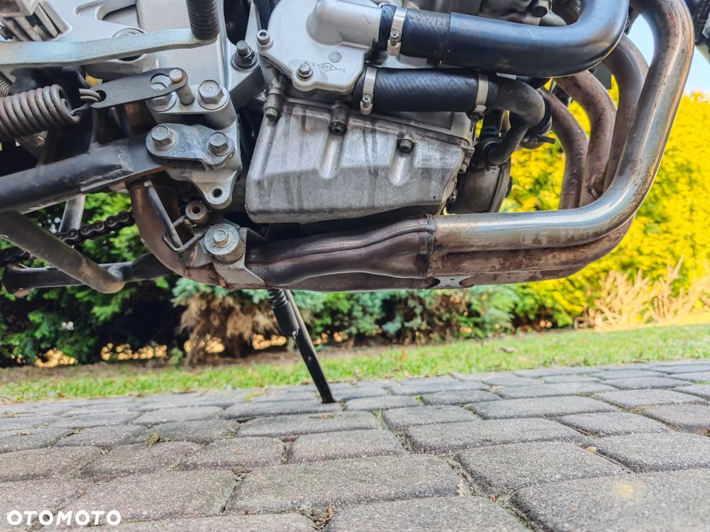 Yamaha FZ6 - 10