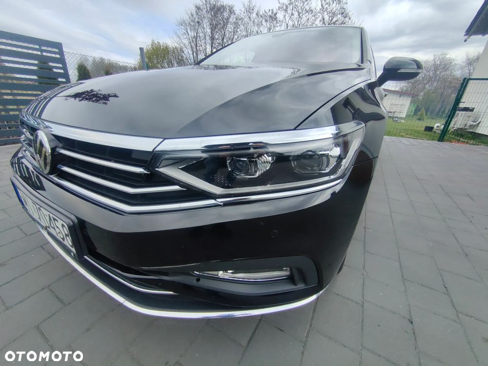 Volkswagen Passat 2.0 TSI OPF DSG Business - 23