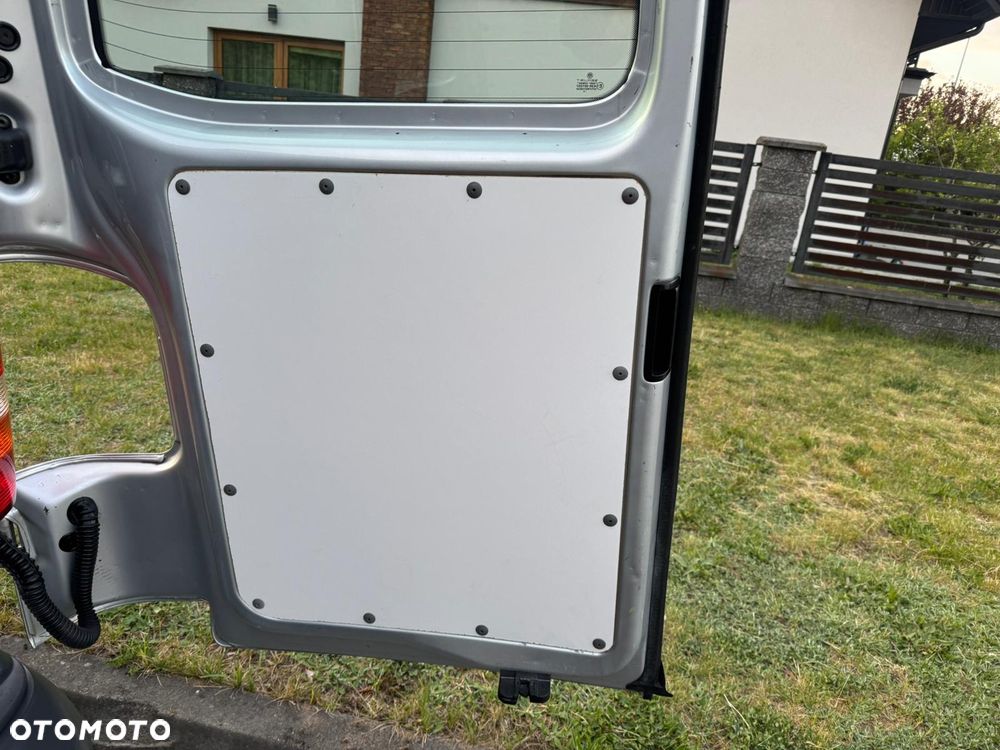 Volkswagen TRANSPORTER L2H1 Długi Klima Tempomat Furgon 3os. Rury Pdc Hak Serwis - 16
