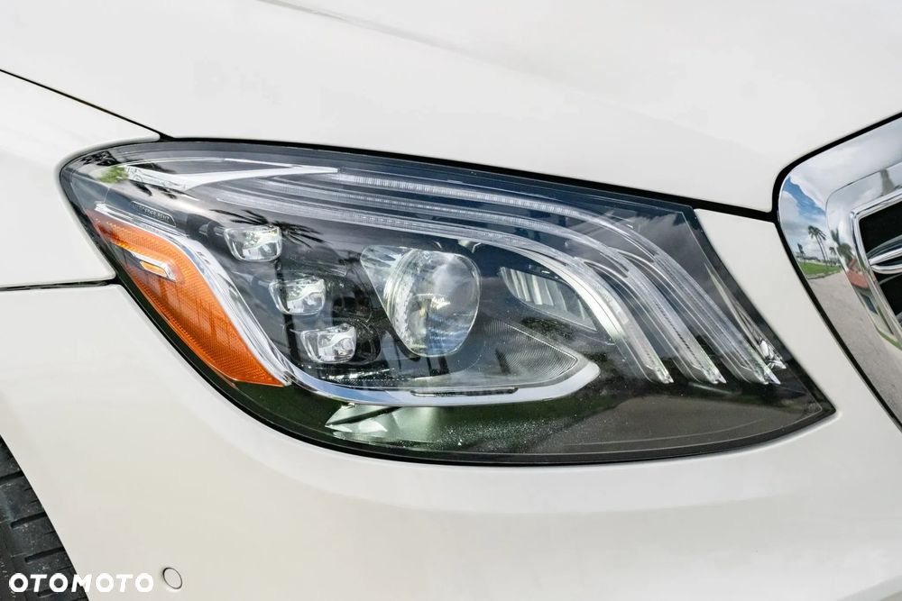 Mercedes-Benz Klasa S 560 9G-TRONIC - 38