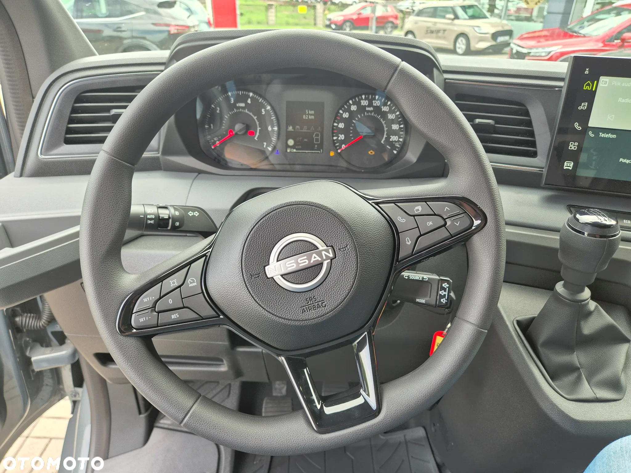 Nissan Interstar - 11
