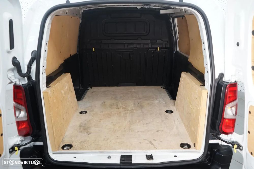 Peugeot Partner 1.5 Blue-HDI Asphalt L1 EAT8 - 42