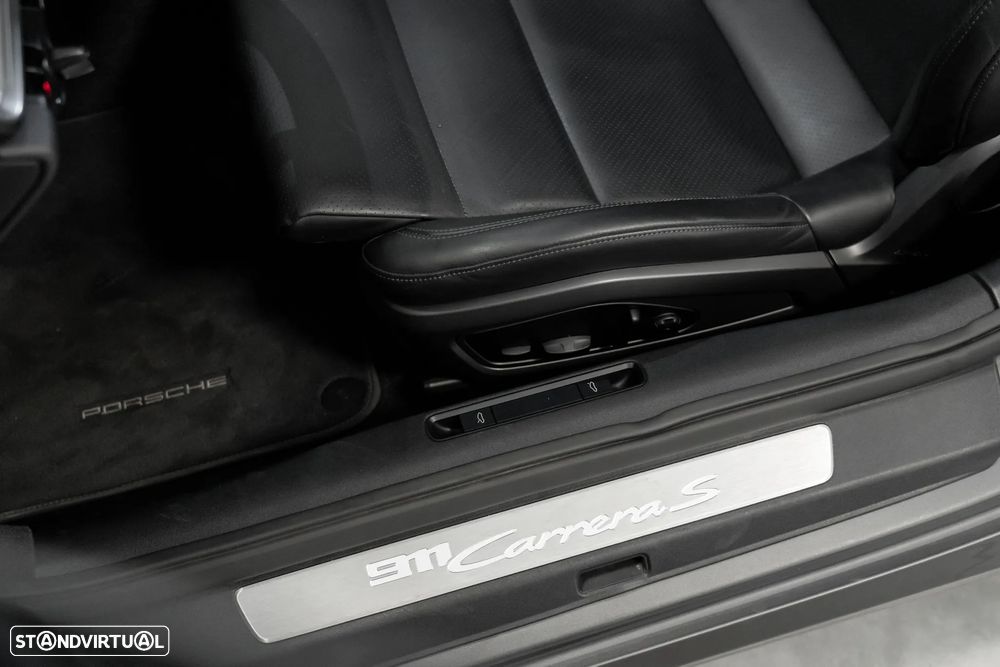 Porsche 911 (992) Carrera S PDK - 23
