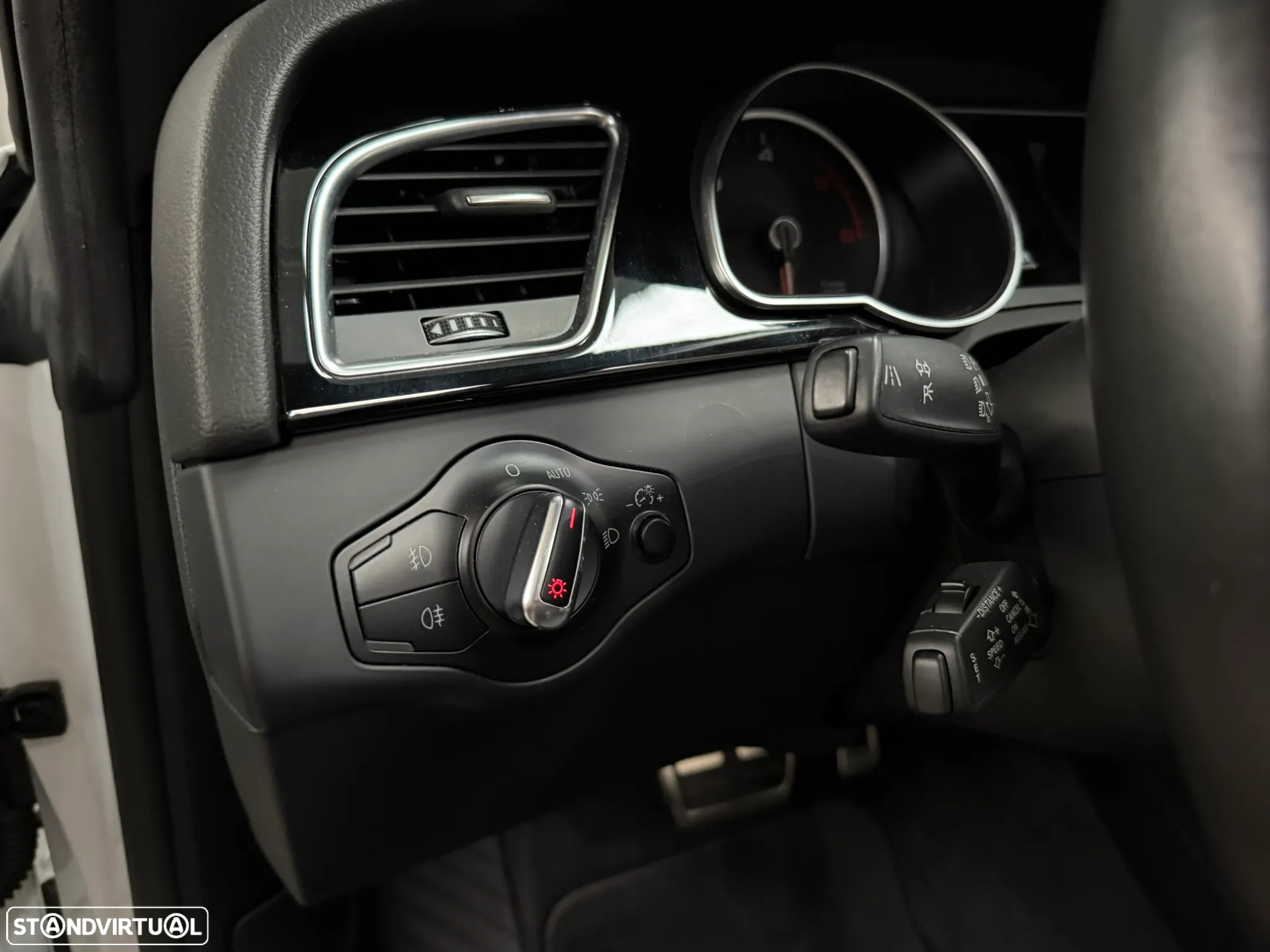Audi A5 Cabrio 2.0 TDi Multitronic S-line - 28