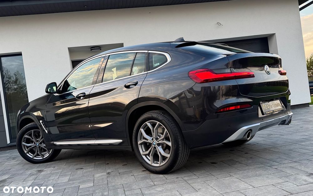 BMW X4 xDrive20d xLine sport - 4