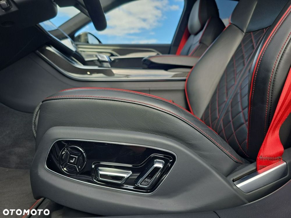 Audi S8 TFSI quattro tiptronic - 19