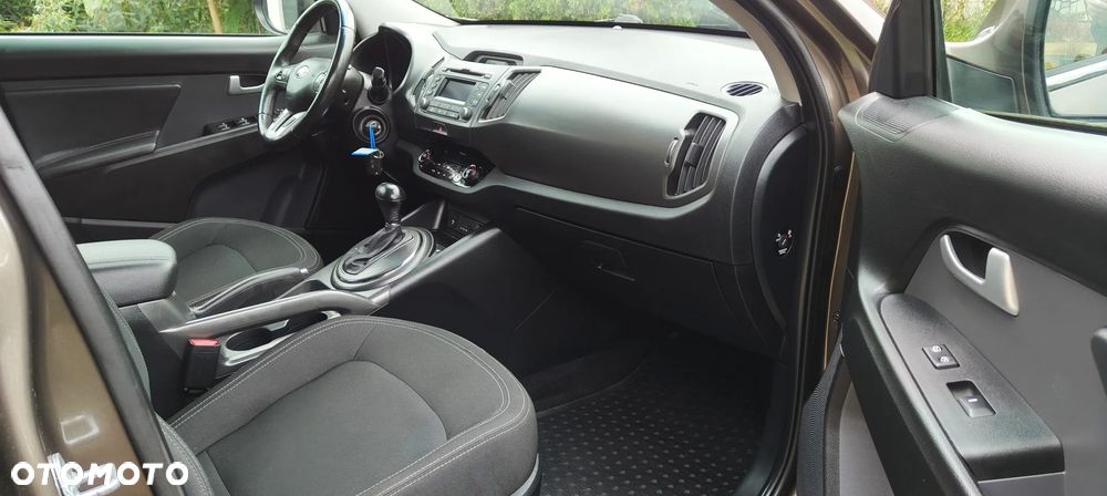 Kia Sportage 2.0 CVVT 4WD Automatik Spirit - 16