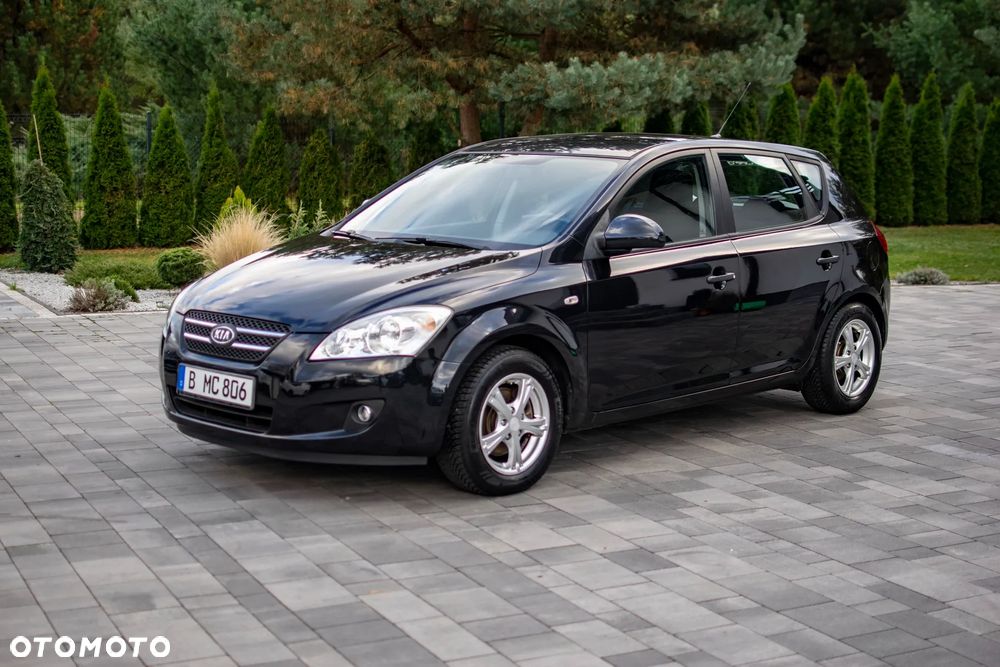 Kia Ceed - 20