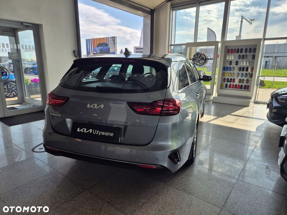 Kia Ceed 1.5 T-GDI M - 11