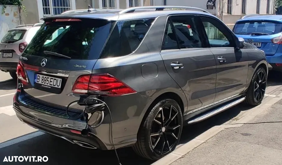 Mercedes-Benz GLE 500 e 4MATIC - 6