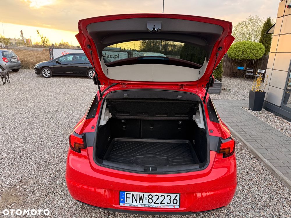 Opel Astra 1.6 CDTI Essentia - 19