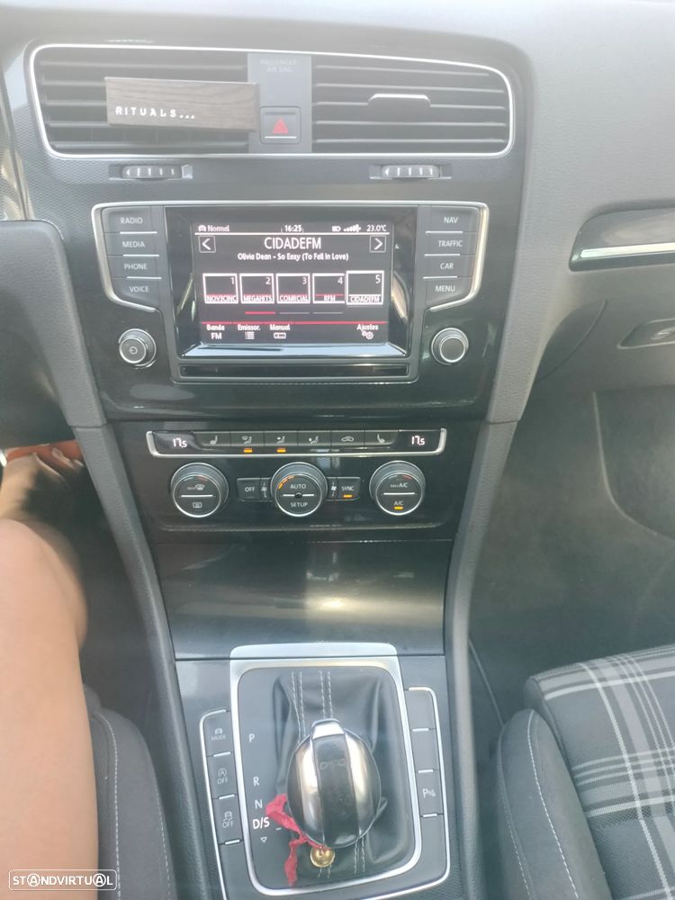 VW Golf GTD 2.0 TDI SCR DSG - 11