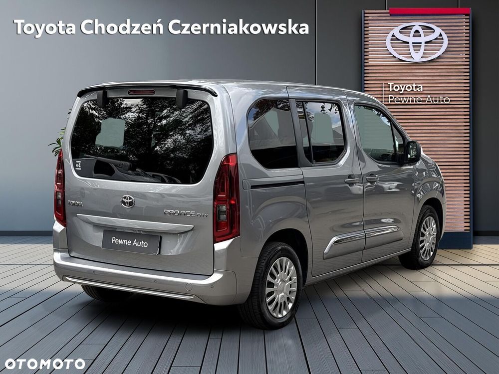 Toyota Proace City Verso 1.5 D-4D Business - 3