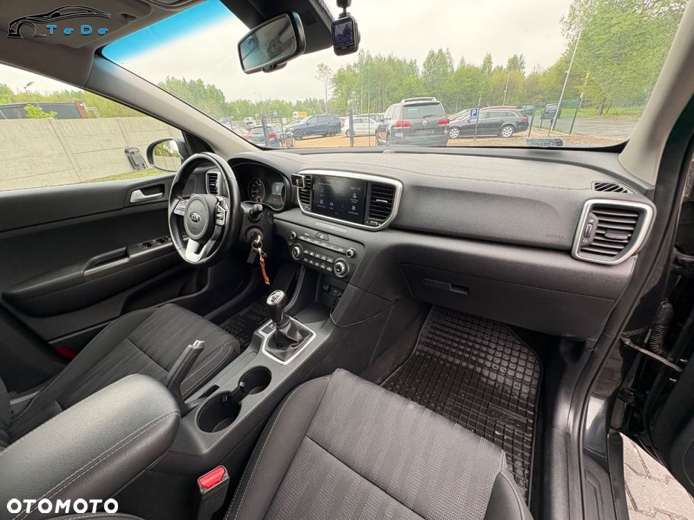 Kia Sportage 1.6 GDI Black Edition 2WD - 31