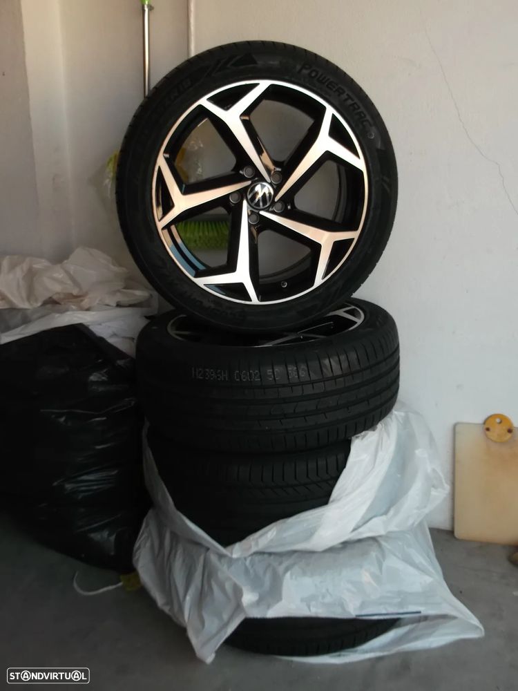 VW Passat 1.4 TSI GTE+ Plug-in - 29