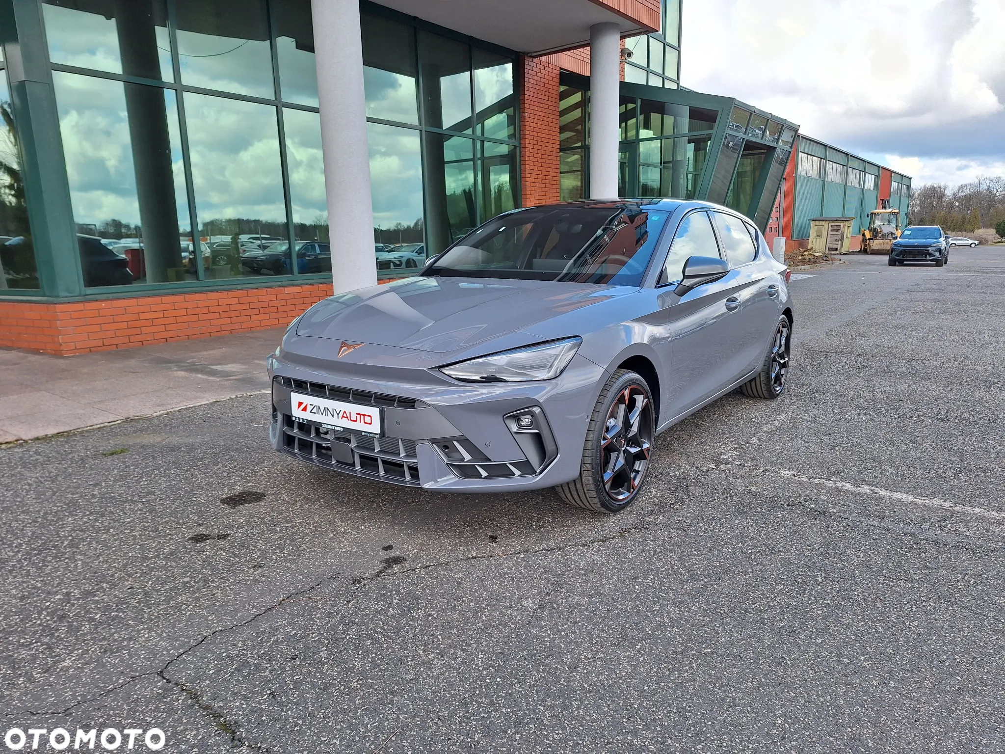 Cupra Leon 2.0 TSI VZ DSG - 2