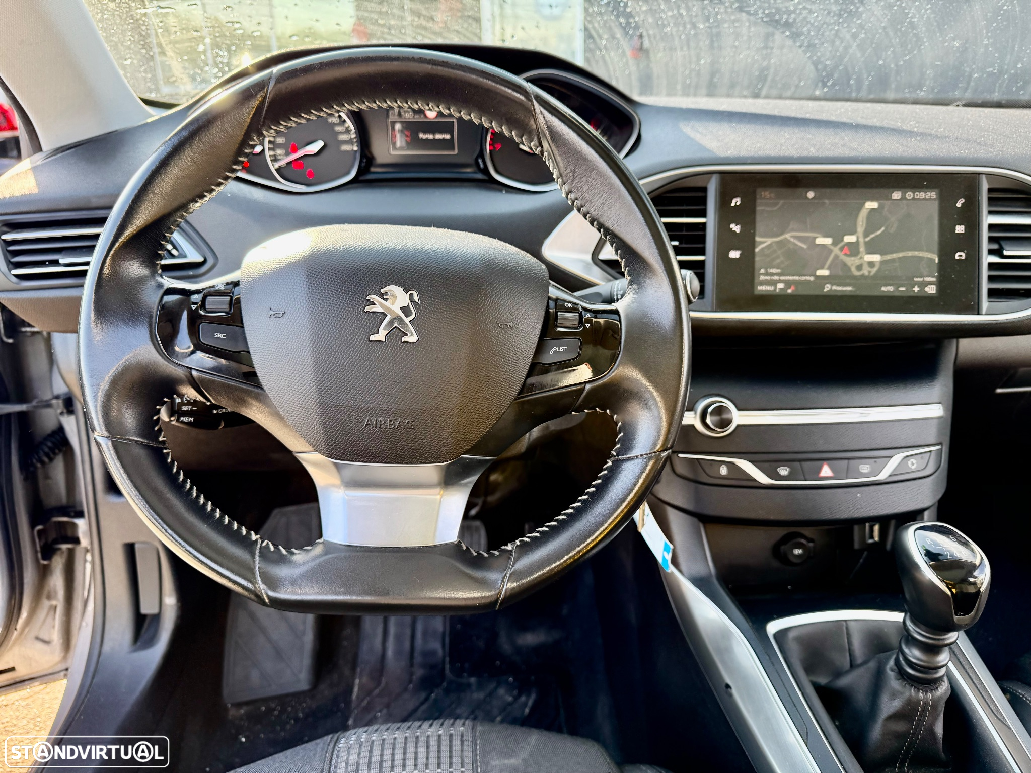 Peugeot 308 1.2 PureTech Allure Full LED - 24