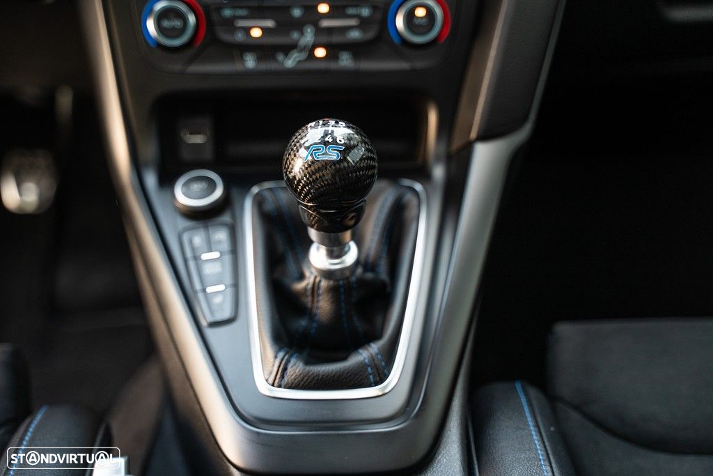 Ford Focus 2.3 EcoBoost RS Pack Performance - 24
