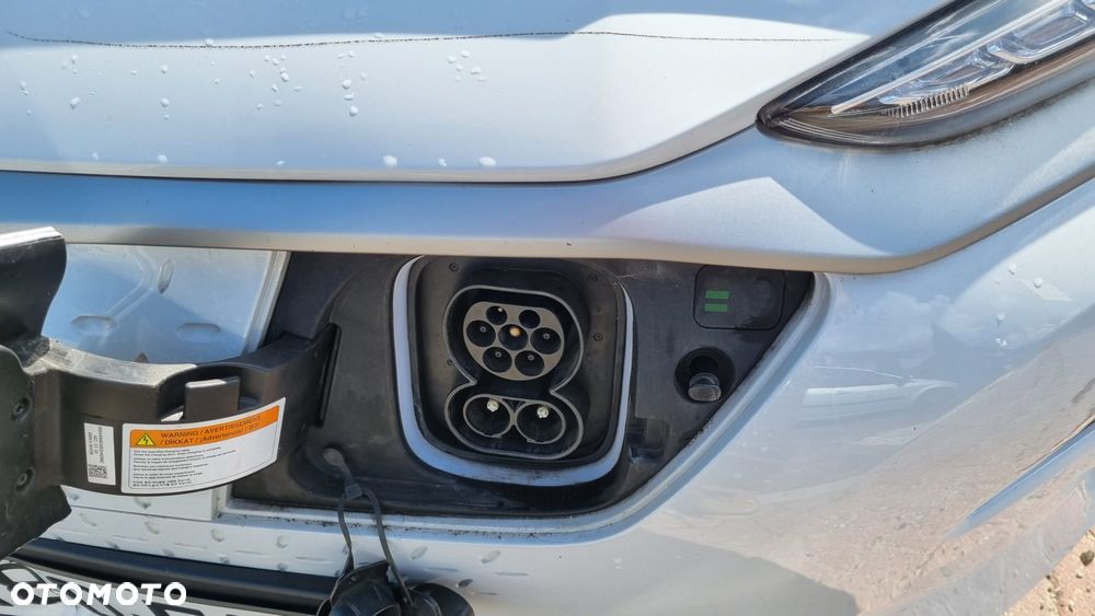 Hyundai Kona 64kWh Executive - 32