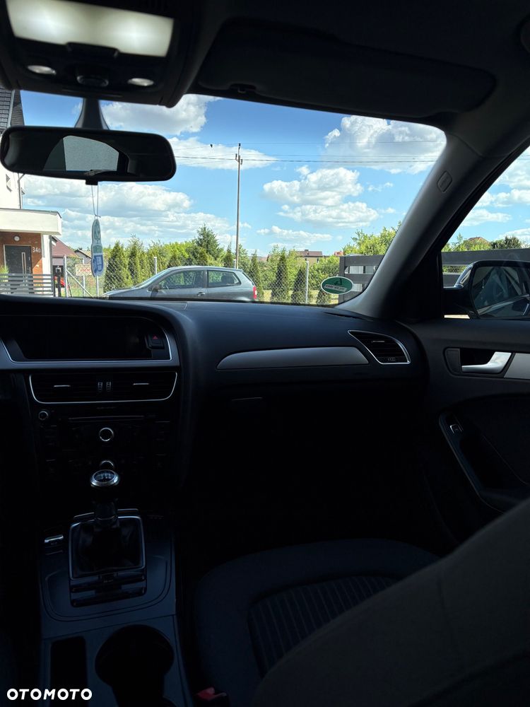 Audi A4 Limousine 1.8 TFSI Ambiente - 18