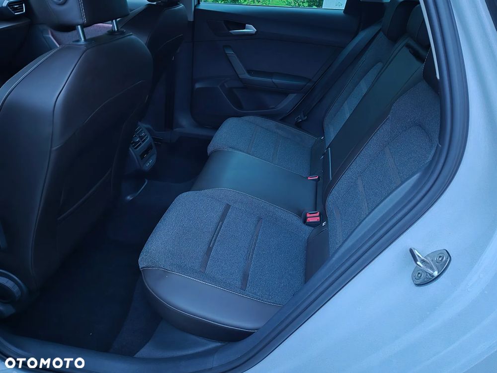 Seat Leon 2.0 TDI DSG Xcellence Plus - 22