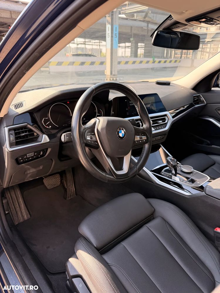 BMW Seria 3 318d Aut. - 18