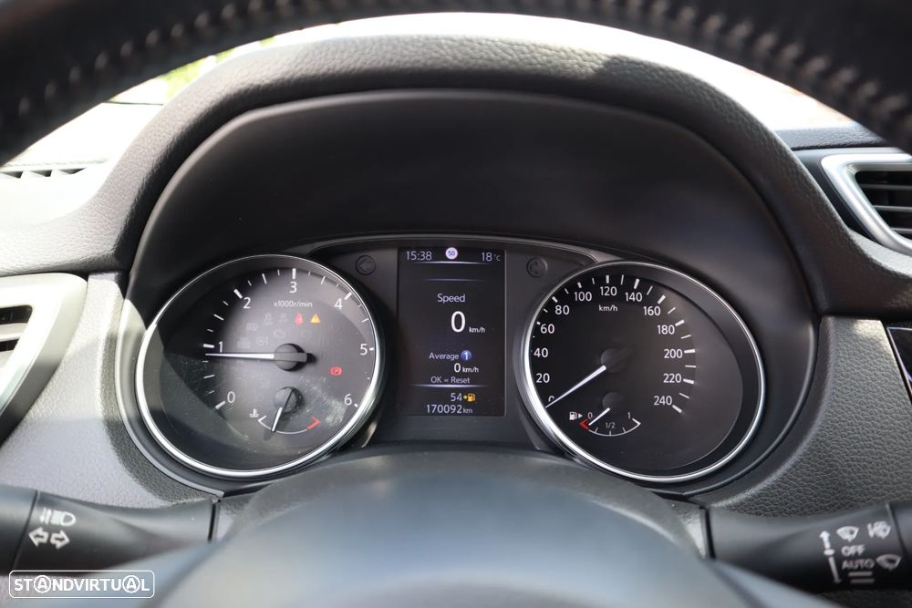 Nissan Qashqai 1.5 dCi N-Connecta PS - 19