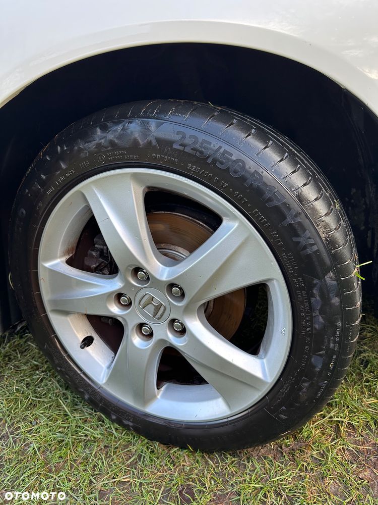 Honda Accord 2.0 Elegance Advantage - 24