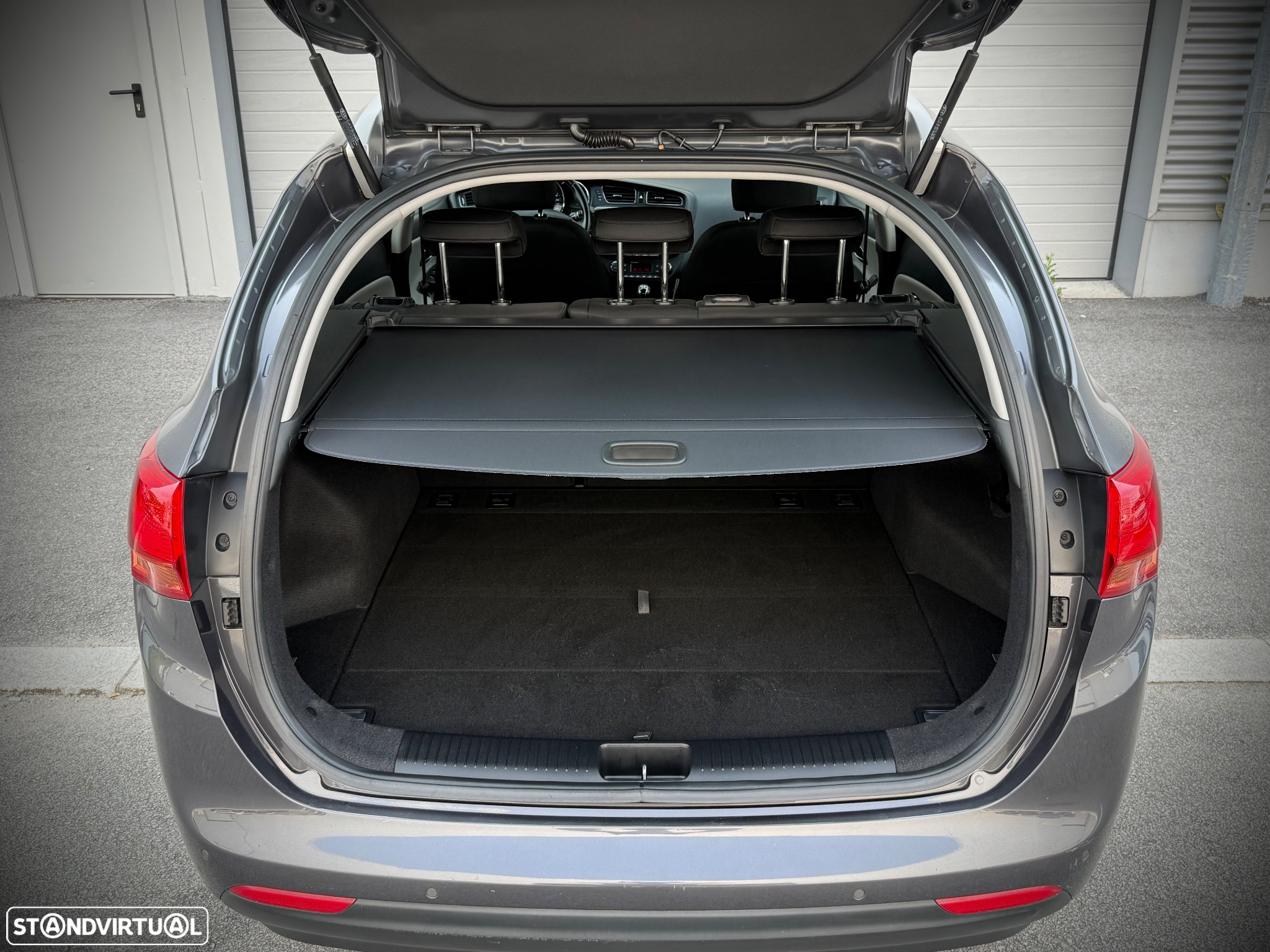 Kia Ceed SW 1.6 CRDi TX Prime - 35