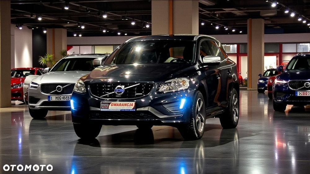 Volvo XC 60 D4 Drive-E R-Design Momentum - 17