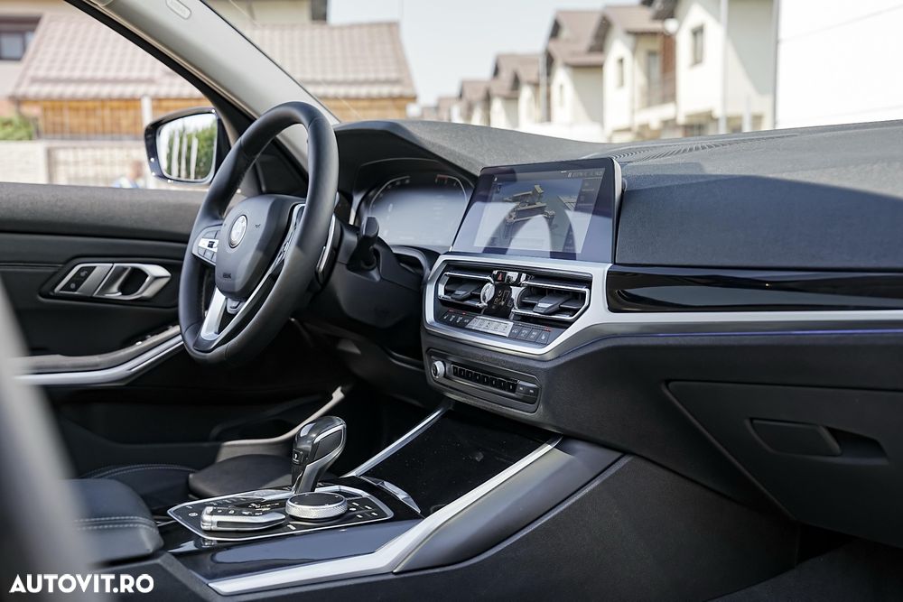 BMW Seria 3 320d Aut. Sport Line - 10