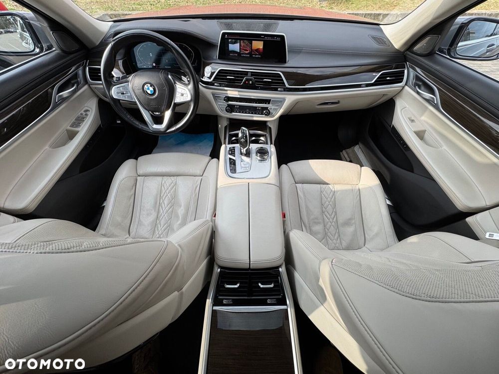 BMW Seria 7 - 23