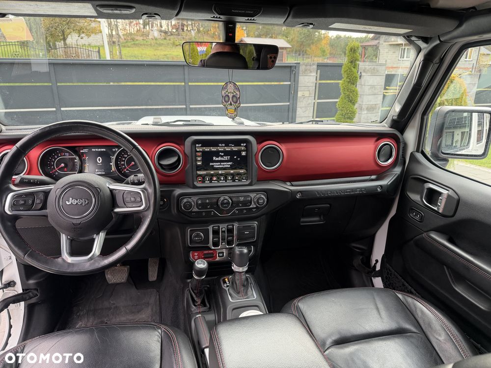 Jeep Wrangler - 8