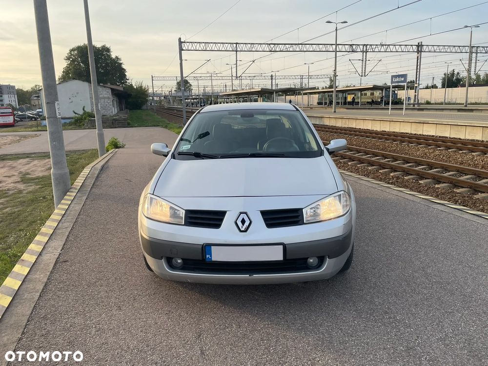 Renault Megane 2.0 16V Dynamique - 4