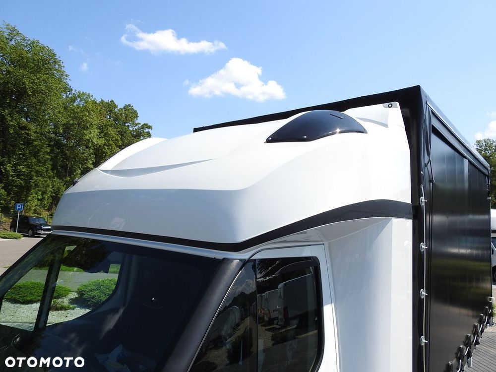 Iveco DAILY 35S18 NOWY PLANDEKA 8 PALET TEMPOMAT NAWIGACJA LEDY AUTOMAT HI-MATIC GWARANCJA PRODUCENTA  180KM - 21