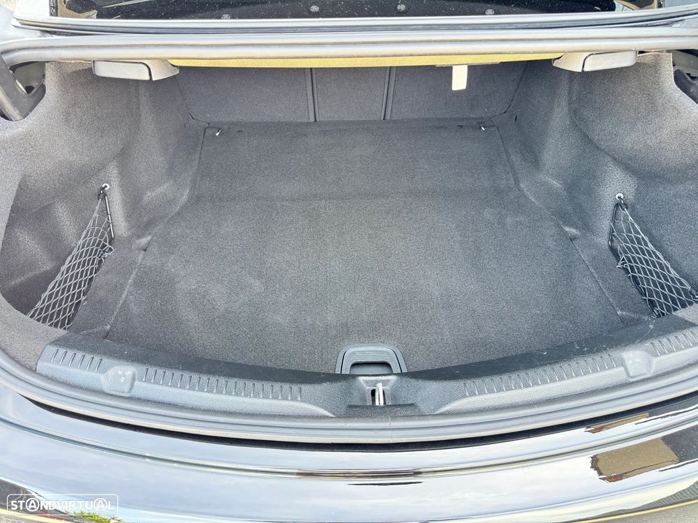 Mercedes-Benz E 53 AMG 4Matic+ - 21