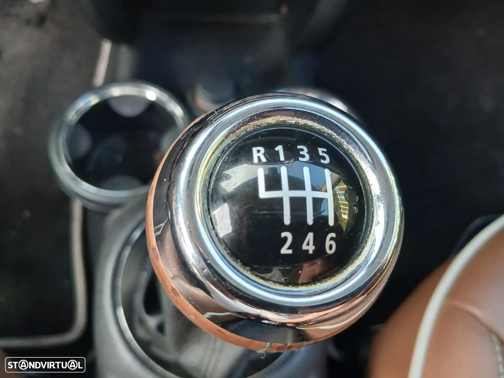 MINI 3 Portas Cooper D 50 Mayfair - 9
