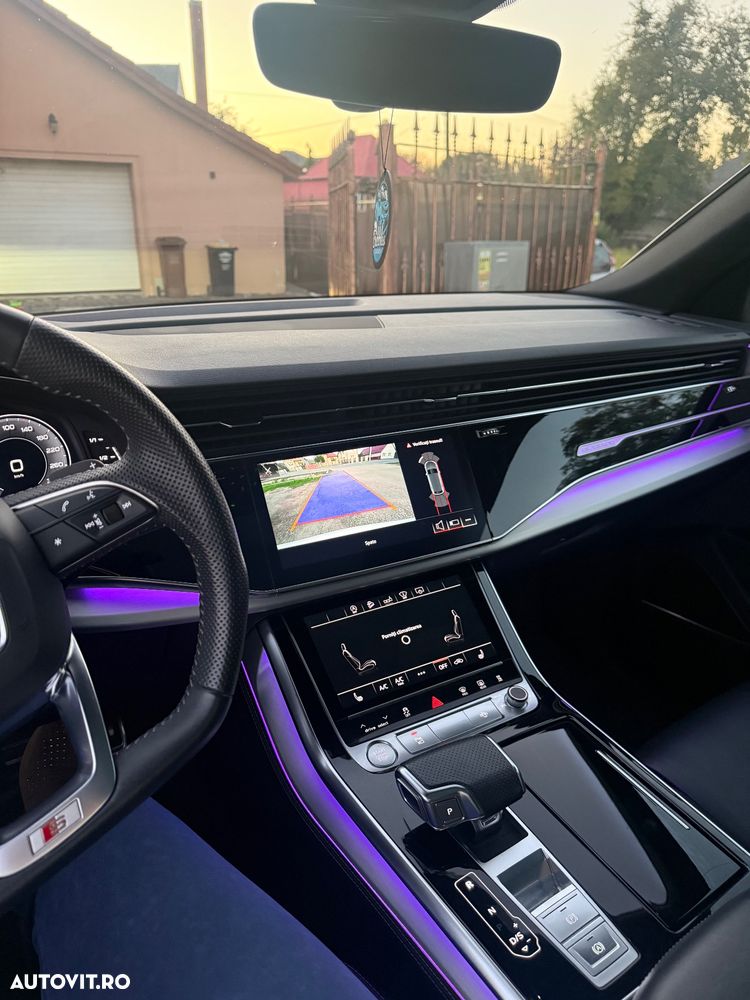 Audi Q8 3.0 55 TFSI e quattro Tiptronic - 6
