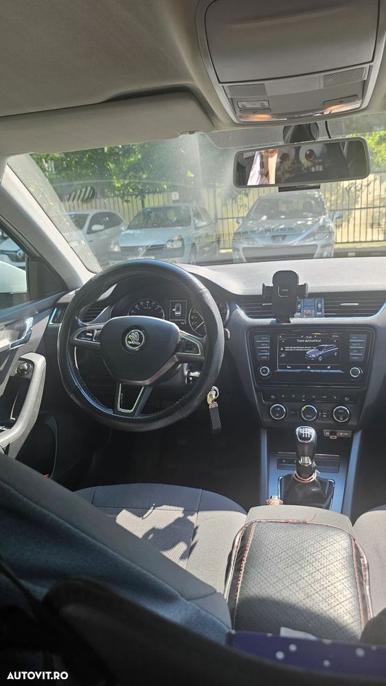 Skoda Octavia 2.0 TDI Style - 18