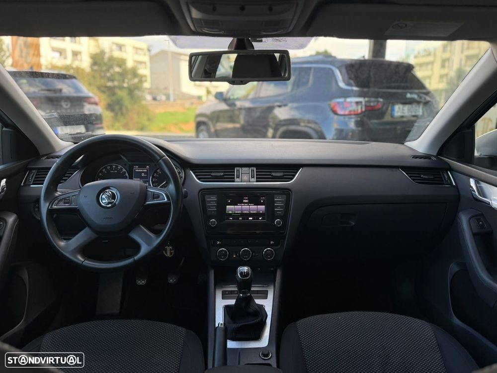 Skoda Octavia Break 1.6 TDi Active - 21