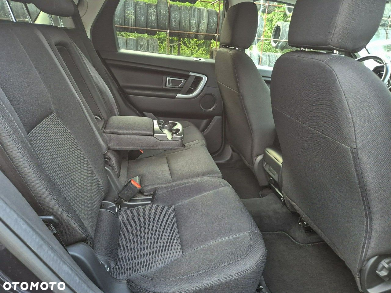 Land Rover Discovery Sport 2.0 TD4 HSE Luxury - 25