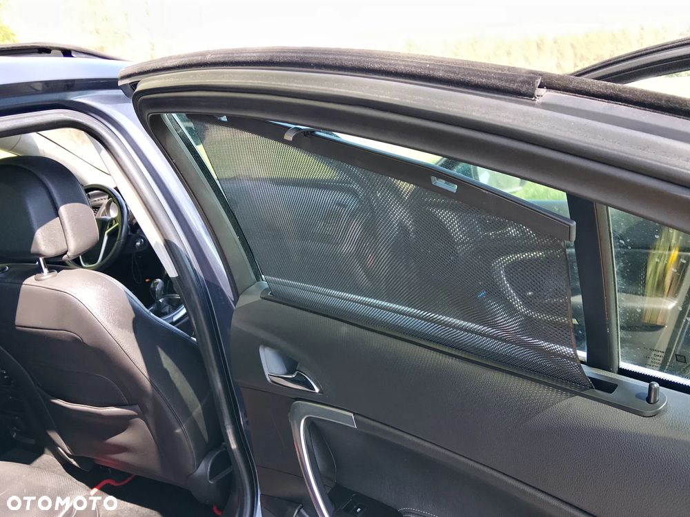 Opel Insignia - 12