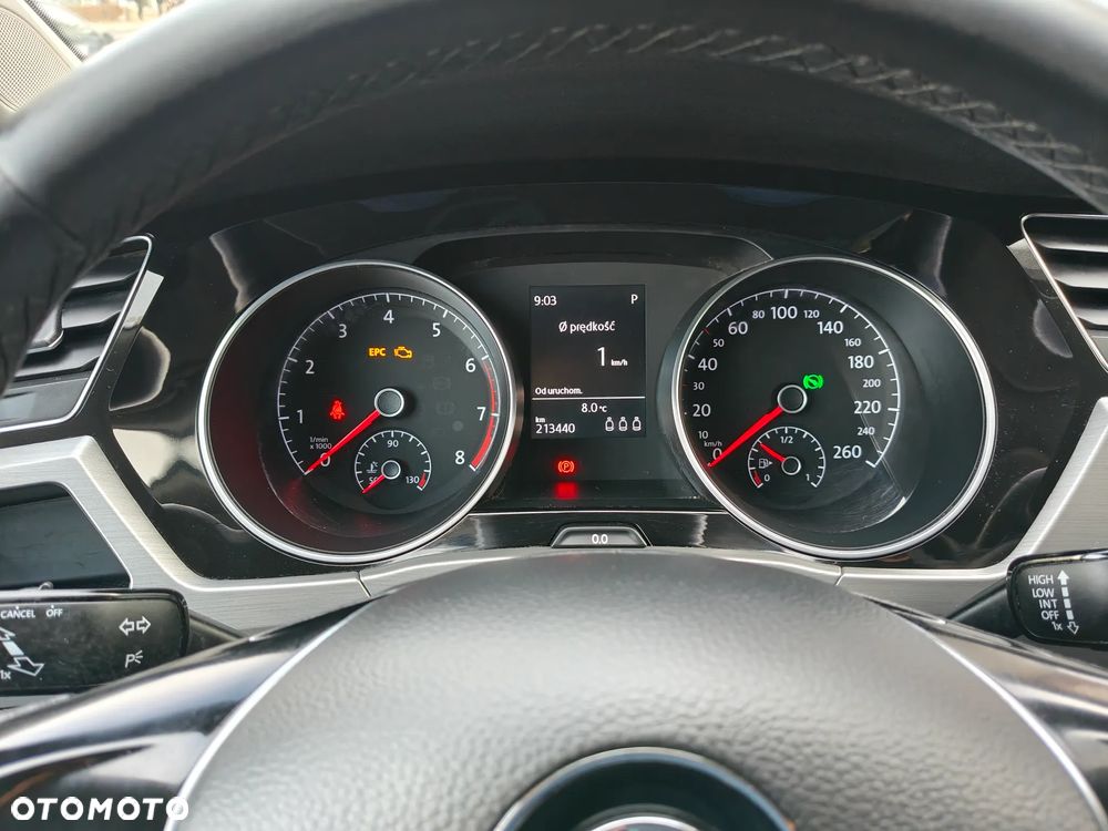 Volkswagen Touran 1.4 TSI BMT Comfortline DSG - 9