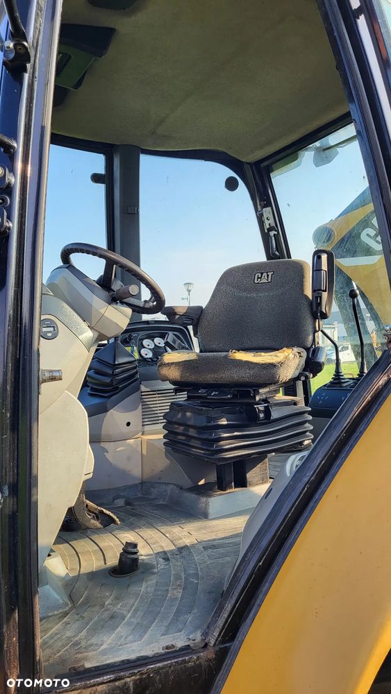 Caterpillar 428E - 5